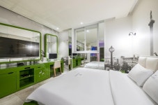 ZARA HOTEL 목포평화광장점