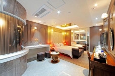 ZARA HOTEL 목포평화광장점