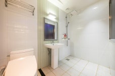 ZARA HOTEL 목포평화광장점