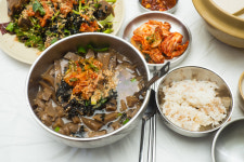 재동이칼국수보리밥 가야산본점