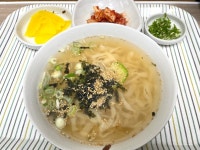 김해손칼국수충무김밥
