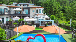 더채움수영장가족펜션