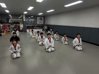 J T 태권도장