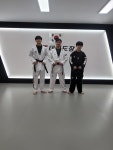 J T 태권도장