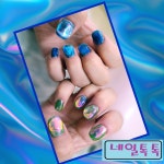 네일톡톡
