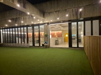 쉐이크테일 강아지 애견호텔 애견유치원 미용