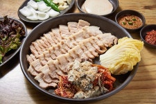 장승 왕족발, 보쌈, 순대국 본점