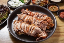 장승 왕족발, 보쌈, 순대국 본점