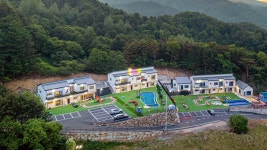 루나키즈풀빌라