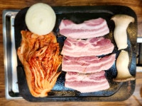 돌판생고기