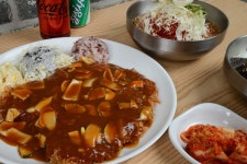 뚱보아저씨수제돈까스 아주대점