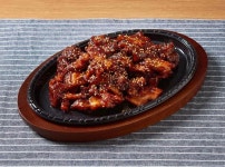 명이품은족발