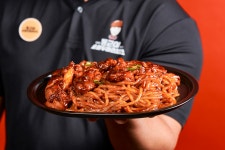 동근이숯불두마리치킨 수원인계점