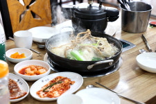 이창노녹두삼계탕메기매운탕 민속촌본점