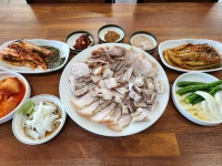 부뚜막통돼지국밥