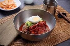 누렁소까망돼지
