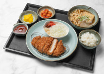댓짱돈까스 AK플라자 홍대점