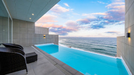 에이프레임풀빌라