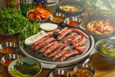 여의도우삼겹집 여의도역본점