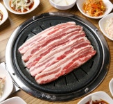 정주는돼지 X 윤용현의도끼농장