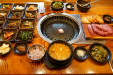 한옥 생고기