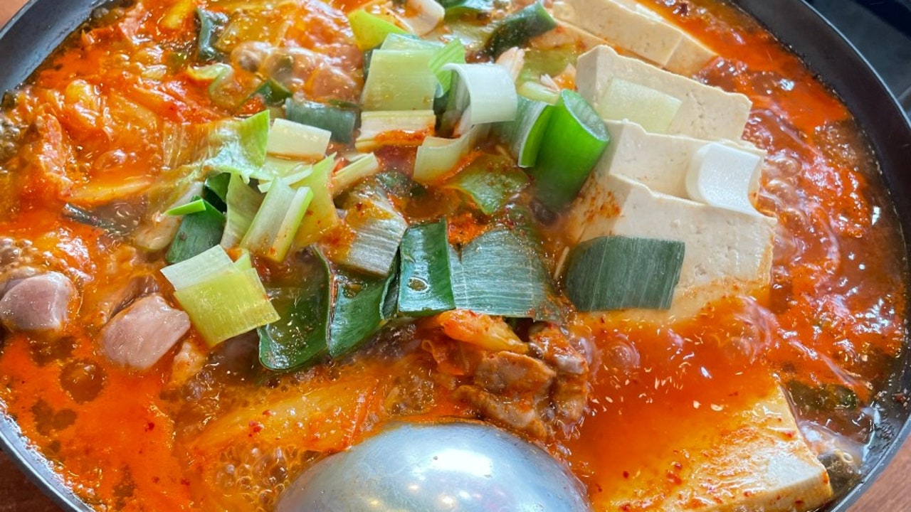 김삼보 제주생고기 김치찌개