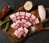 씅난돼지 진주초전점