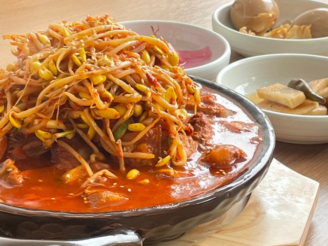 마카다