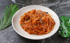 엉클짱왕해물찜탕 시화점