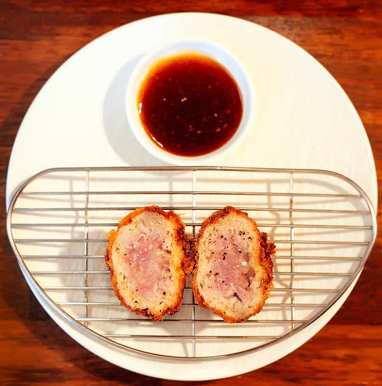 멘치카츠 (한정메뉴)