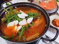 흥양송어횟집