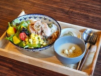 원더러스트커피 x 쓰다북스