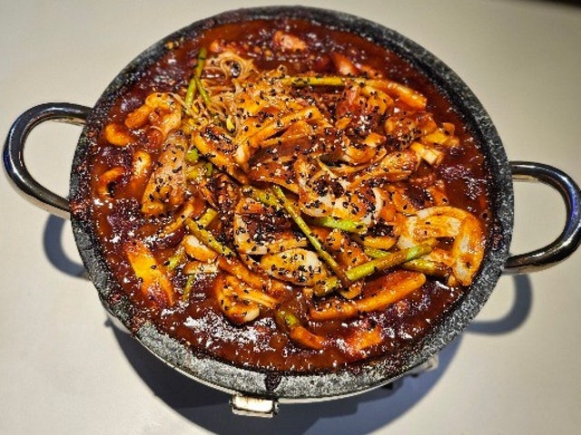 사라