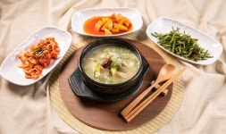 명품가마 닭한마리칼국수