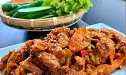 일월산용군식당