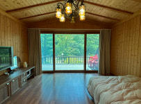 털보네설악강변펜션