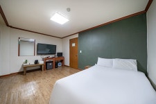 퀸즈모텔