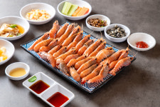 욱이네 불타는 조개구이&전골