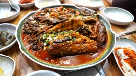 백번가코다리 함안돼지국밥