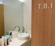 연세더순수치과의원