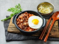뽁당볶음밥 창원소답점
