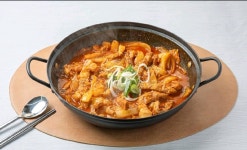 전가네 통돼지볶음