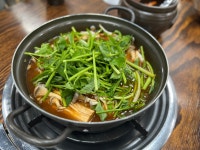 구좌리얼크니손칼국수 용곡점