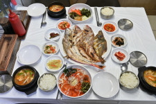 대성회초장식당