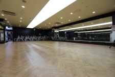 슈퍼짐 강변점