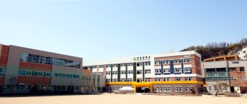 인송중학교