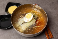 산골솥뚜껑 산남점