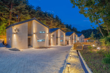 아델린풀빌라
