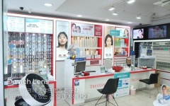 다비치안경 신사역점