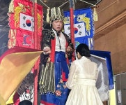 일월아씨당